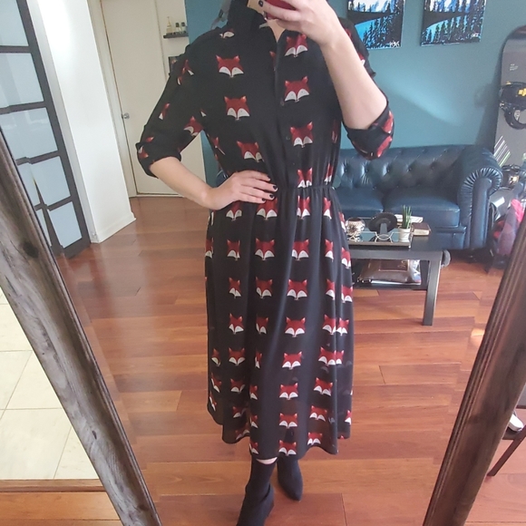 Liquorish Dresses & Skirts - "Fox print" Elastic waist - maxi dress